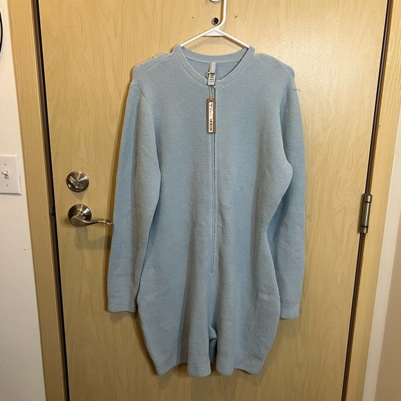 skims cozy light onesie - Picture 1 of 7
